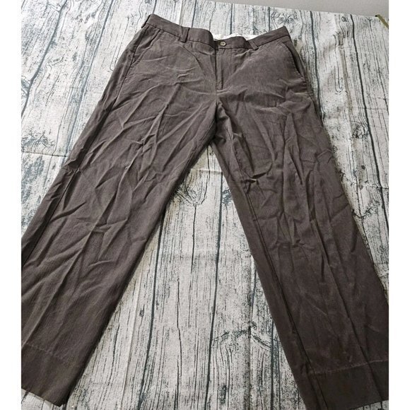 Tommy Bahama Chino Pants Flat Front Men's 36x28  Casual  Stretch  Lyocell Wool - Picture 1 of 5
